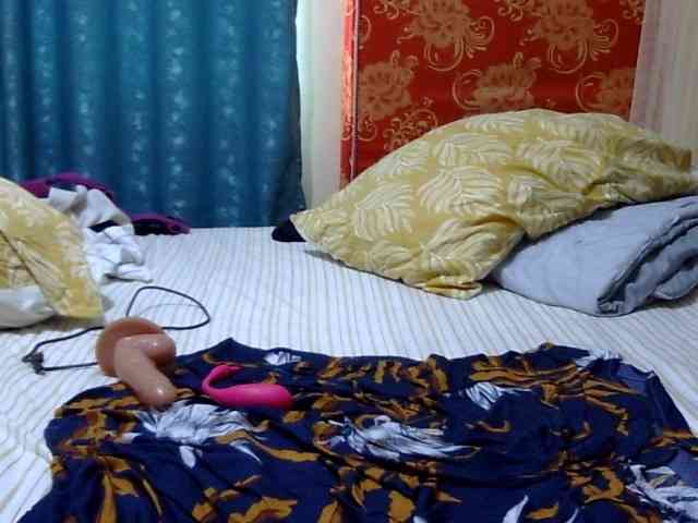 maya-pretty webcam