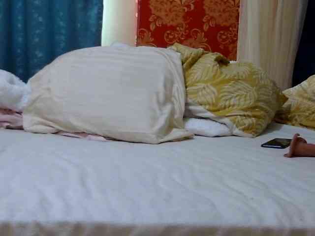 maya-pretty maya-pretty