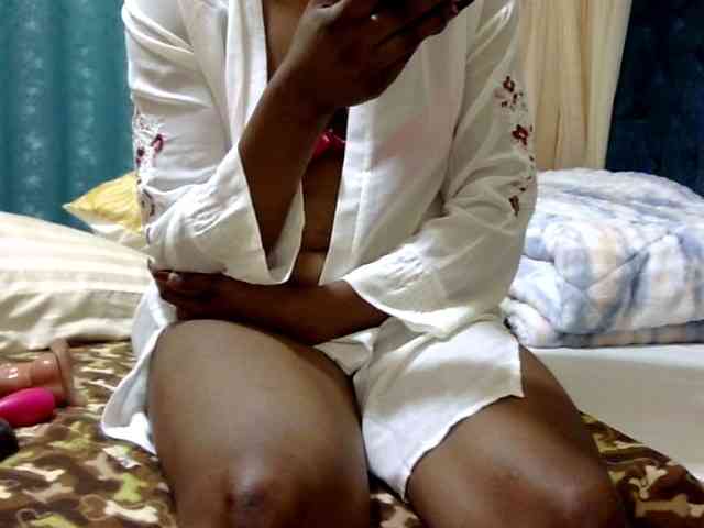 maya-pretty maya-pretty