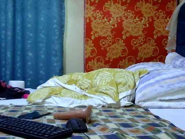 maya-pretty maya-pretty