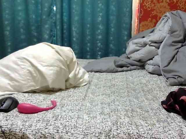 maya-pretty webcam