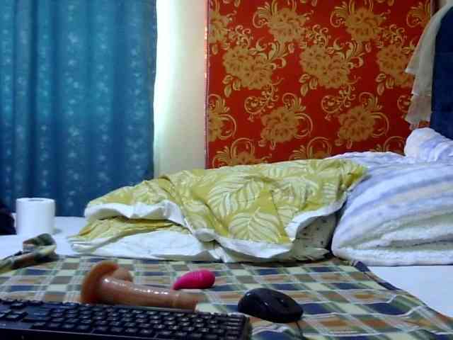 maya-pretty maya-pretty