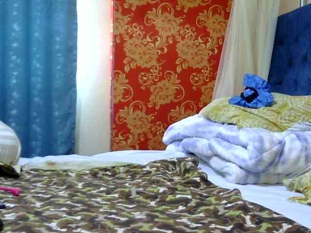 maya-pretty maya-pretty