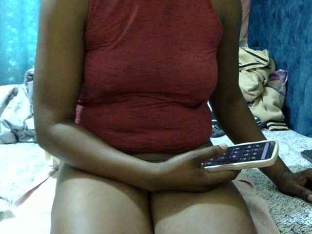 maya-pretty webcam