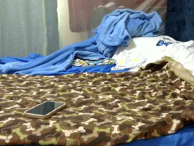maya-pretty webcam