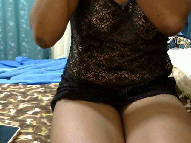maya-pretty webcam