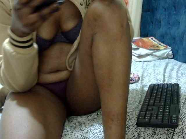 maya-pretty maya-pretty