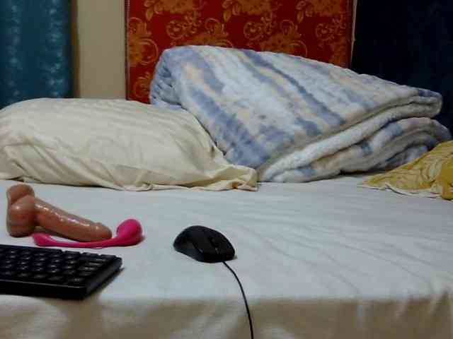 maya-pretty maya-pretty