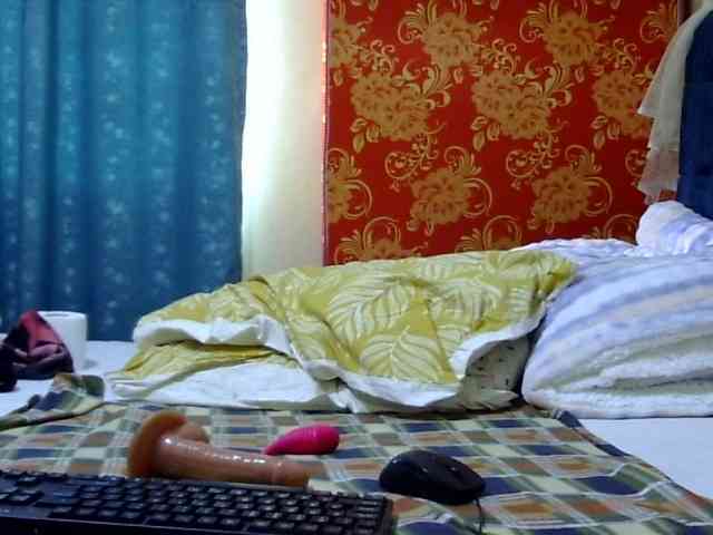 maya-pretty maya-pretty