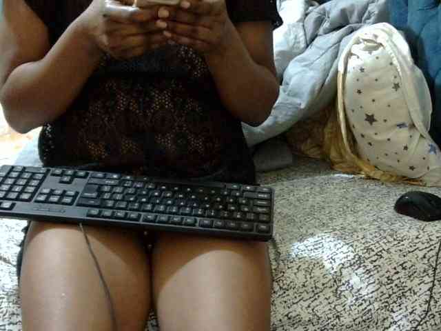maya-pretty webcam
