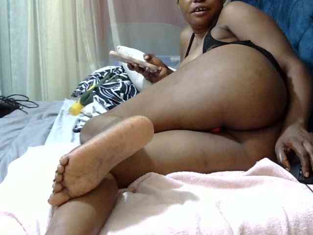 maya-pretty webcam