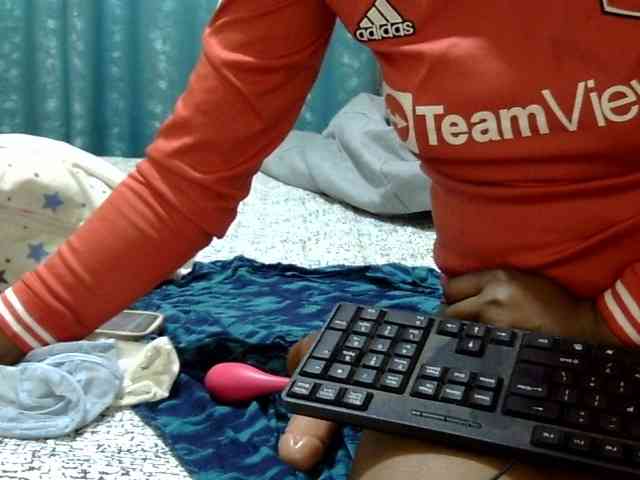 maya-pretty webcam