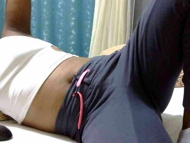maya-pretty webcam