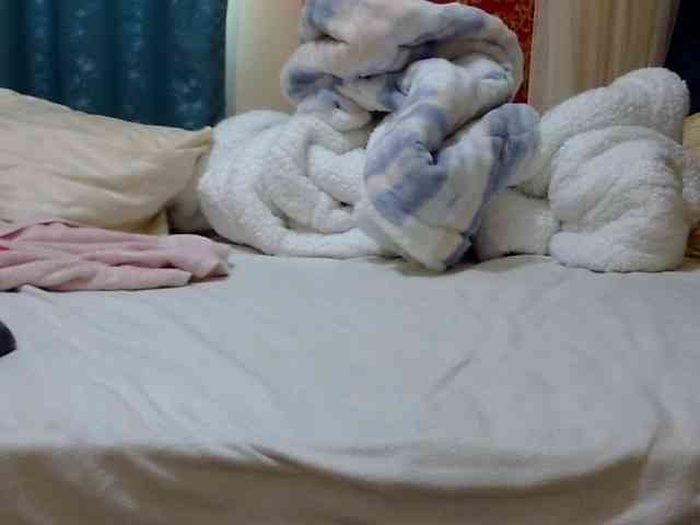 maya-pretty maya-pretty