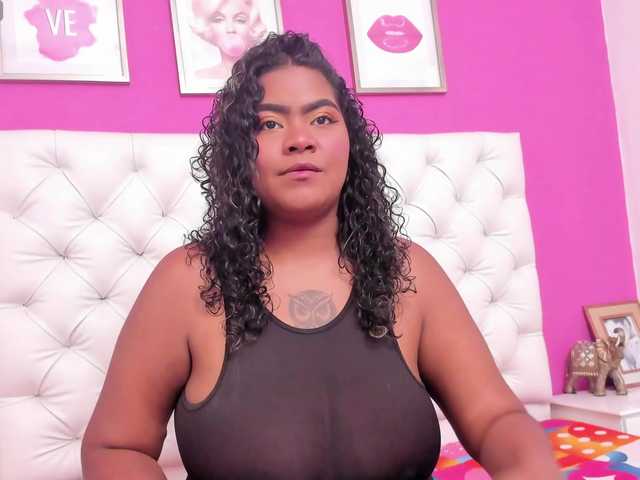  CharlotteMonroe chat room