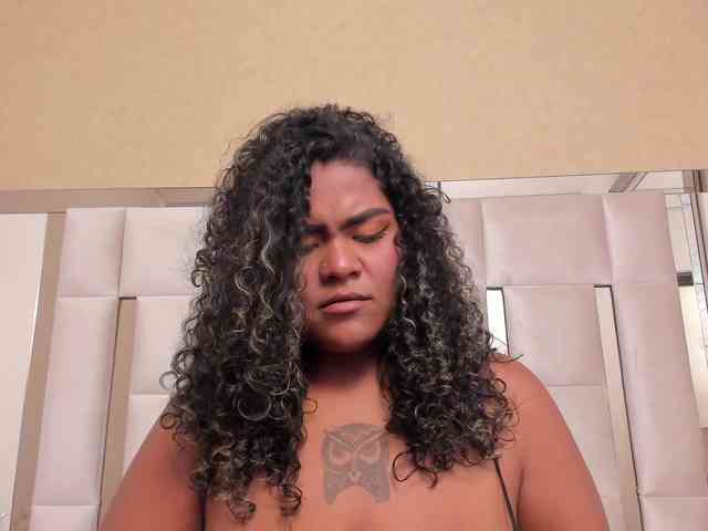 CharlotteMonroe webcam