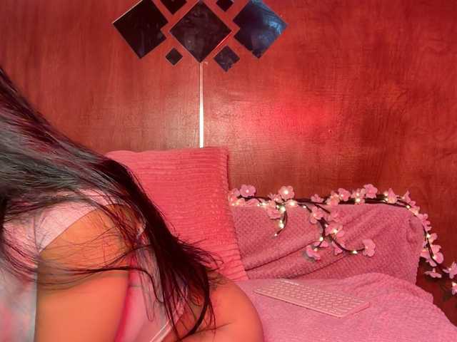 LilyJelly's BongaCams show and profile