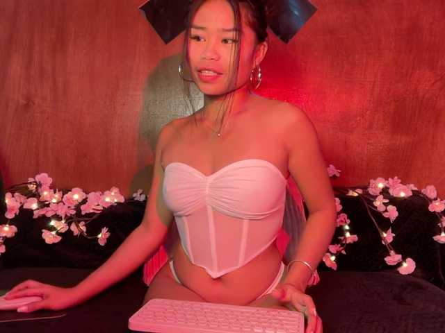 LilyJelly's BongaCams show and profile