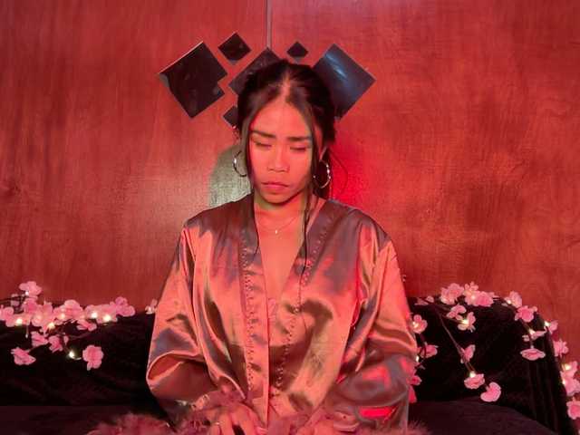 LilyJelly's BongaCams show and profile