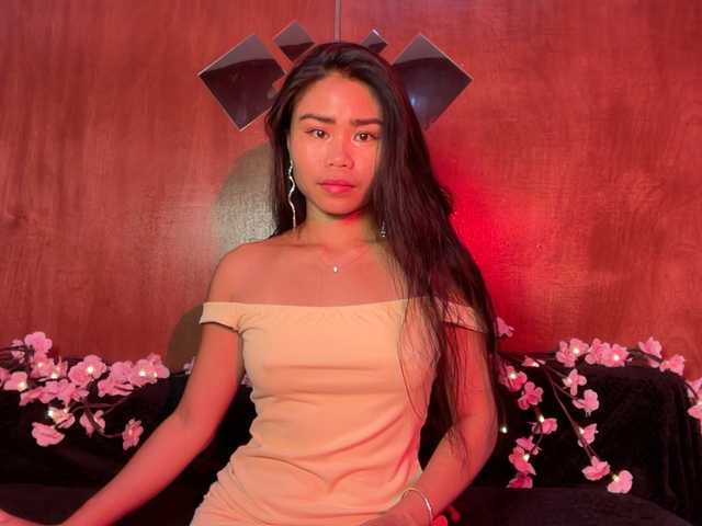 LilyJelly's BongaCams show and profile