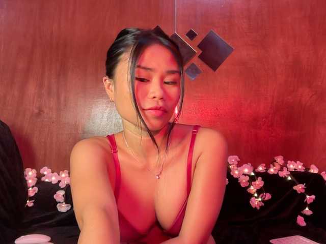 LilyJelly Live Cam on BongaCams and RICams