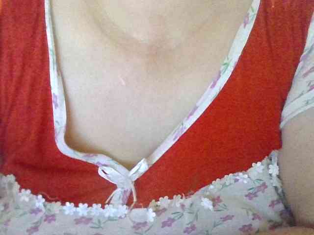 AnutkaForeva webcam