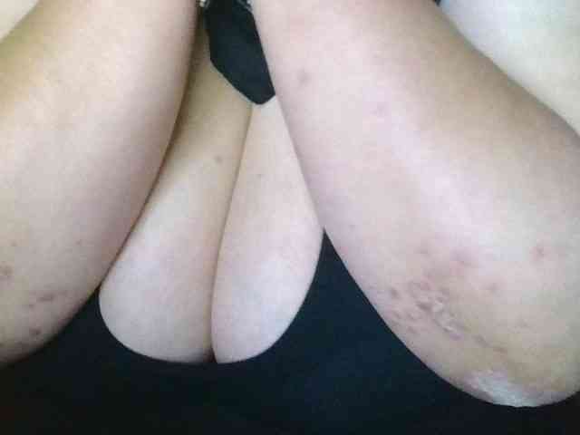AnutkaForeva webcam