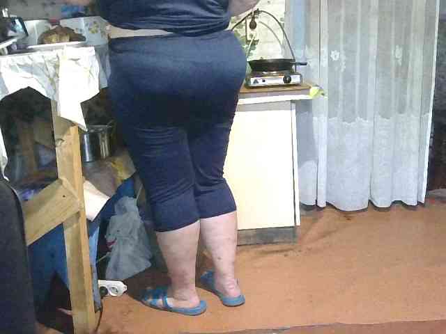 AnutkaForeva webcam