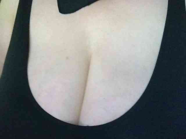 AnutkaForeva webcam