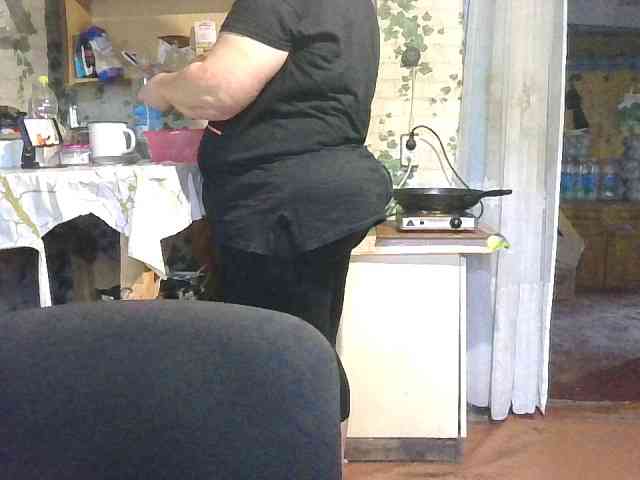 AnutkaForeva webcam