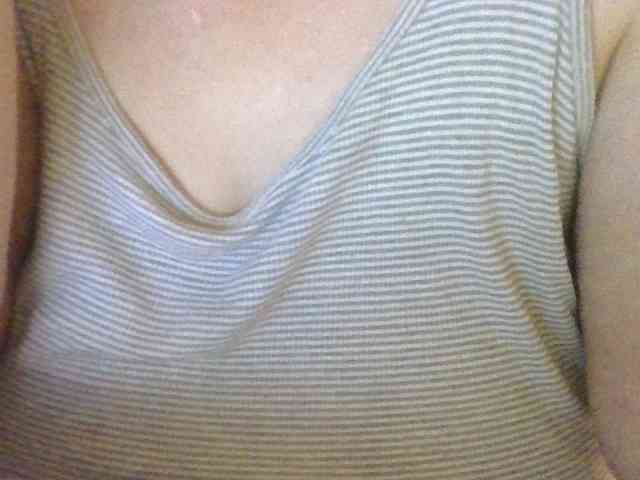 AnutkaForeva webcam