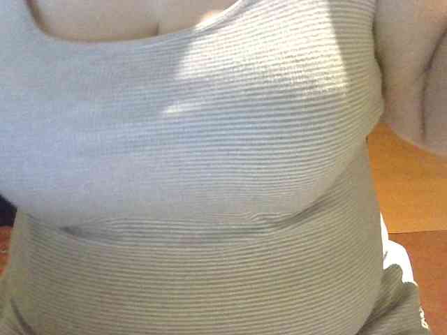 AnutkaForeva webcam