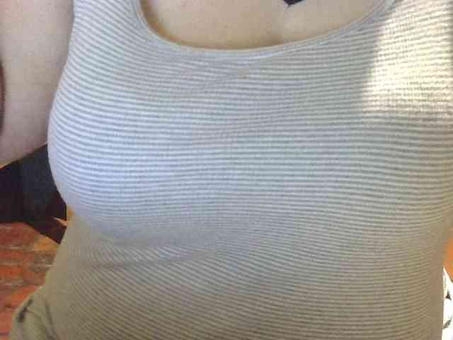 AnutkaForeva webcam