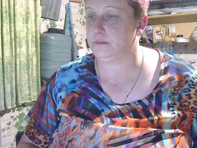 AnutkaForeva webcam