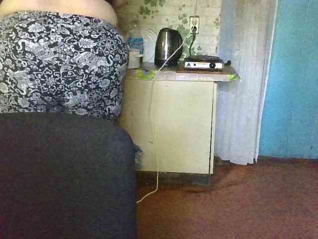 AnutkaForeva webcam