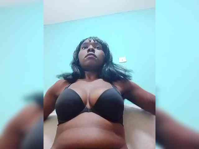 sweet-aaliya webcam