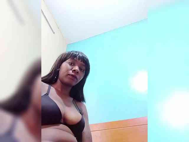 sweet-aaliya webcam