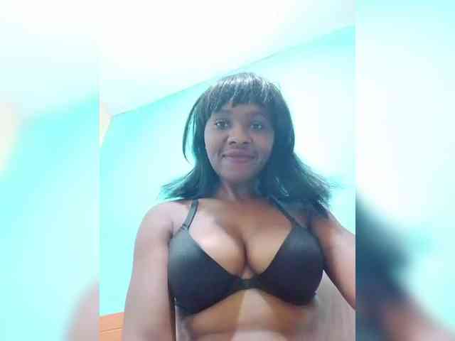 sweet-aaliya webcam