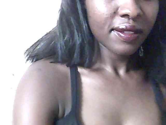 sweet-aaliya webcam
