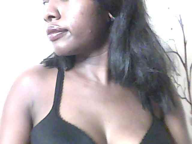 sweet-aaliya webcam