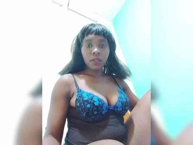 sweet-aaliya webcam