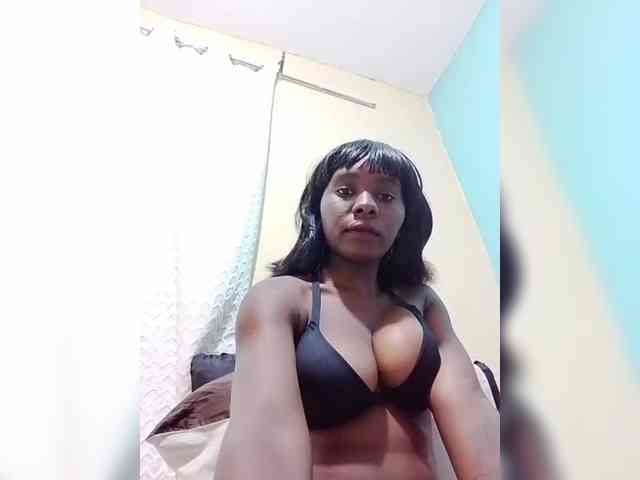 sweet-aaliya webcam