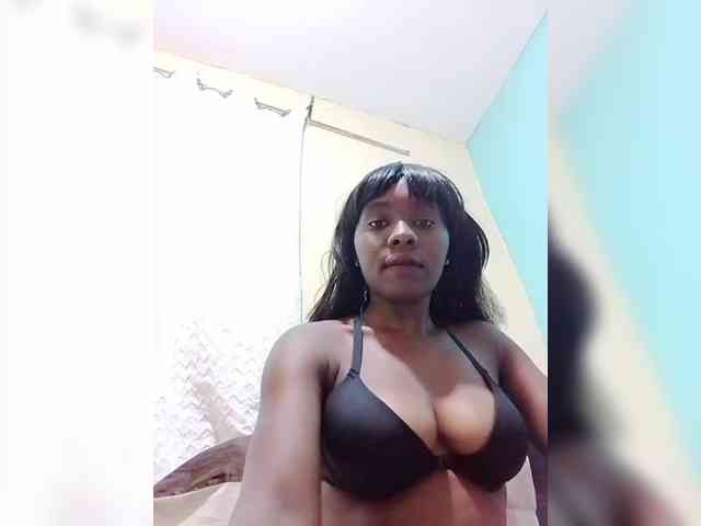 sweet-aaliya webcam