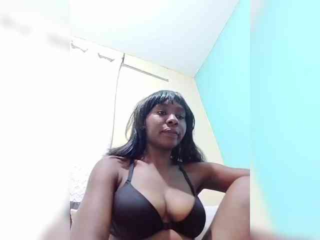 sweet-aaliya webcam