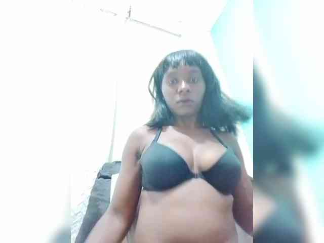 sweet-aaliya webcam