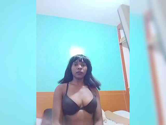 sweet-aaliya webcam