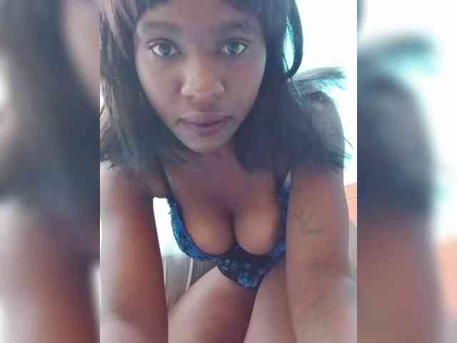 sweet-aaliya webcam