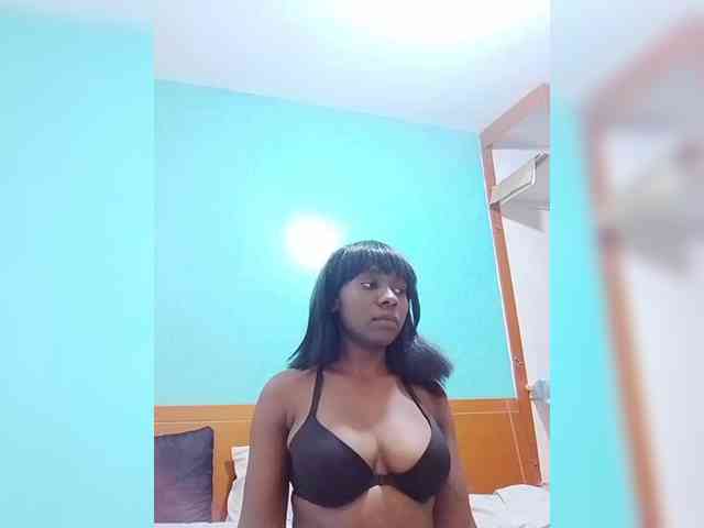 sweet-aaliya webcam