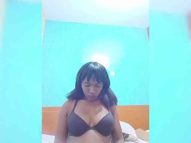 sweet-aaliya webcam
