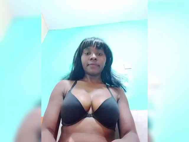 sweet-aaliya webcam